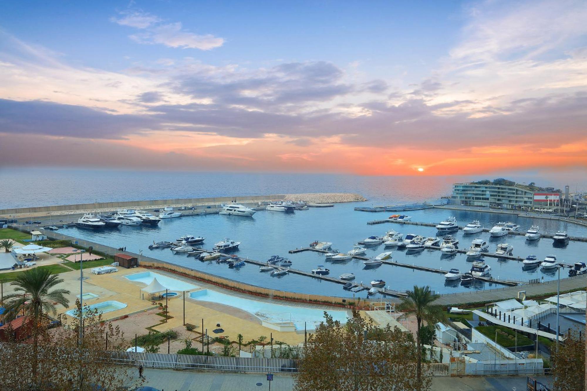 Voco Beirut Central District By Ihg Eksteriør billede